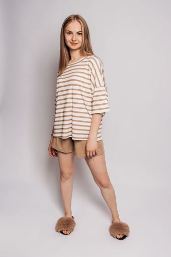 Комплект женский (футболка_шорты) 4357 (Белый/коричневая полоска) - Модно-Трикотаж