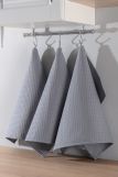 Набор вафельных полотенец в подарочной упаковке (Серый) (Фото 1)